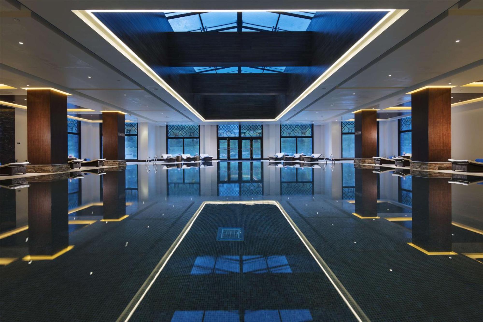 Hilton Linzhi Resort Nyingchi Exterior foto